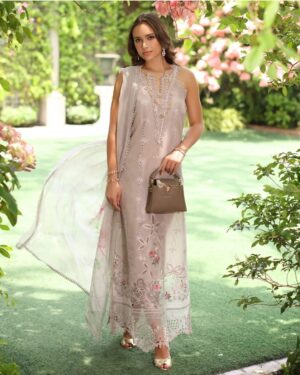 Noor By  Sadia