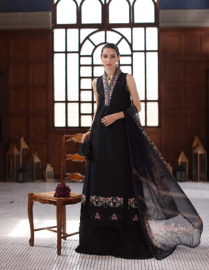 Noor By  Sadia